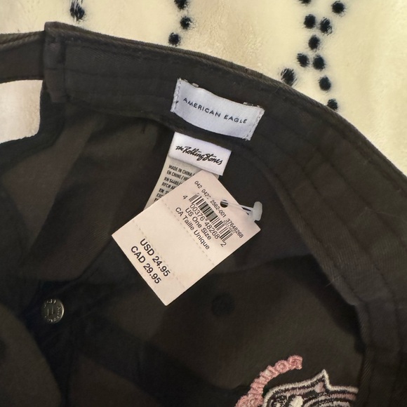 NEW WITH TAGS American Eagle Rolling Stones hat - Picture 3 of 3